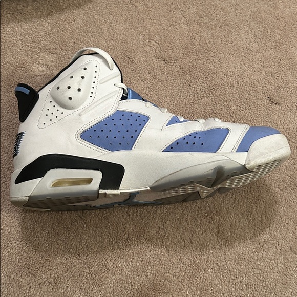 Size 12- Air Jordan 6 Retro UNC Tarheels main image 8